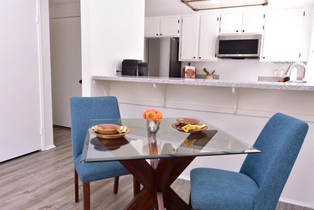 8356 Via Sonoma D, La Jolla, CA 92037