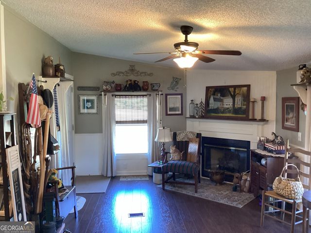 935 Cannafax Road, Barnesville, GA 30204