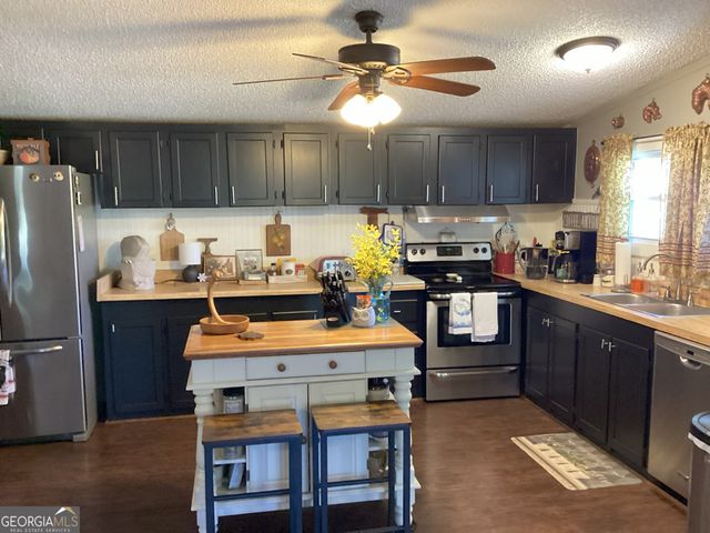 935 Cannafax Road, Barnesville, GA 30204