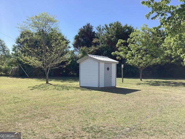 935 Cannafax Road, Barnesville, GA 30204