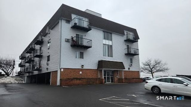 115 Short Beach Road 304, Stratford, CT 06615