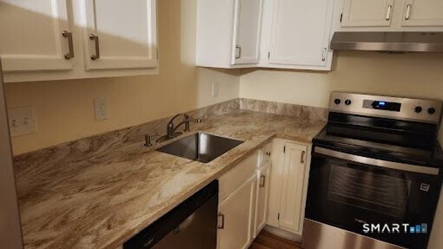 115 Short Beach Road 304, Stratford, CT 06615