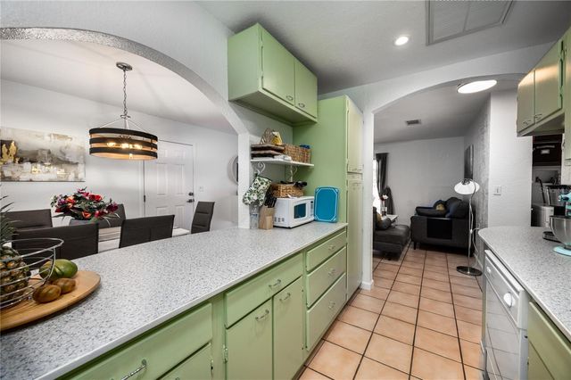 1522 SE 25TH STREET D, Ocala, FL 34471