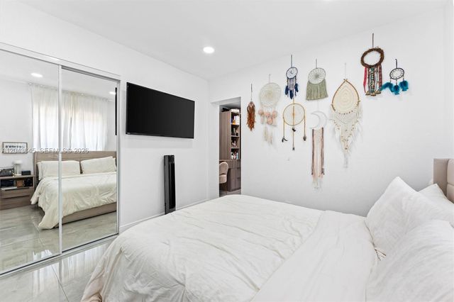 1120 SW 7th Ave, Deerfield Beach, FL 33441
