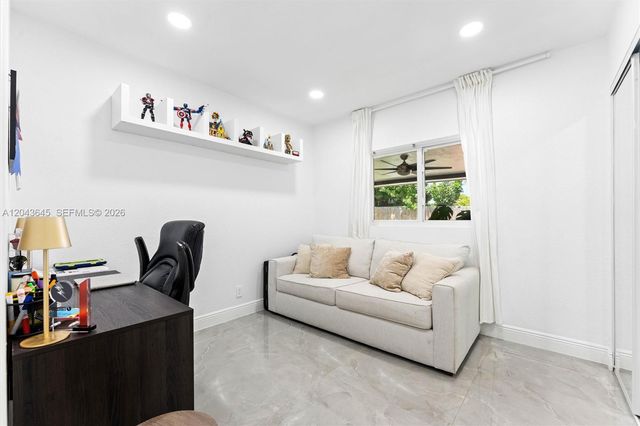1120 SW 7th Ave, Deerfield Beach, FL 33441