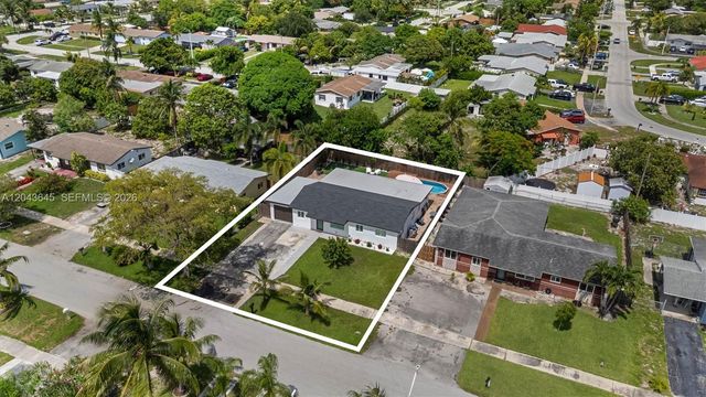 1120 SW 7th Ave, Deerfield Beach, FL 33441