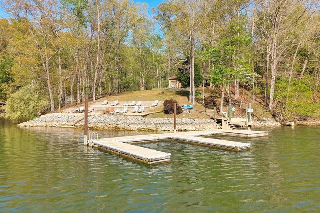 Lot 60 Old Barn RD, Moneta, VA 24121
