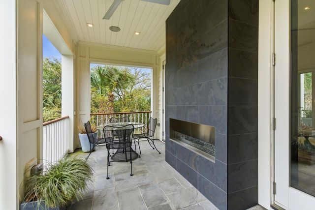 72 Halsey Boulevard, Charleston, SC 29401