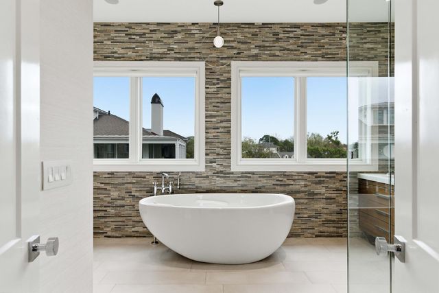 72 Halsey Boulevard, Charleston, SC 29401