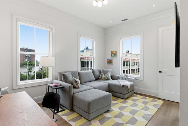 72 Halsey Boulevard, Charleston, SC 29401