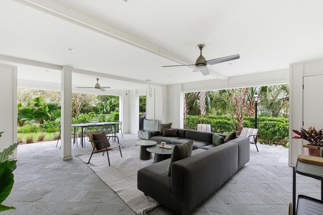 72 Halsey Boulevard, Charleston, SC 29401