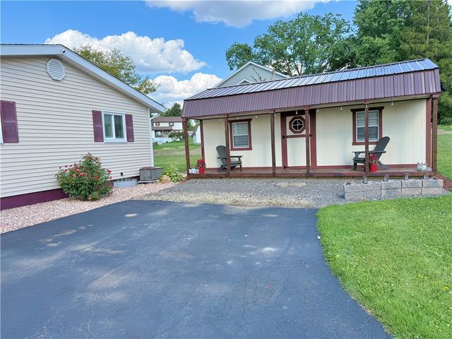 120 Clarksen Dr, Union Twp, PA 16101