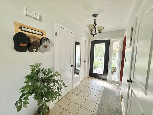 120 Clarksen Dr, Union Twp, PA 16101