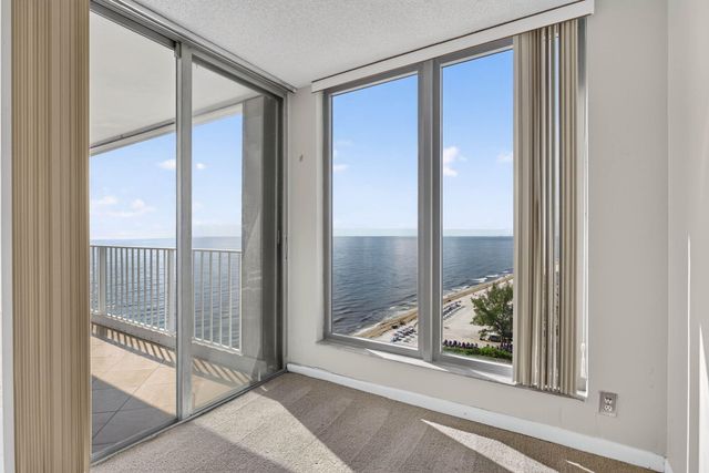 1010 S Ocean Boulevard 1601, Pompano Beach, FL 33062