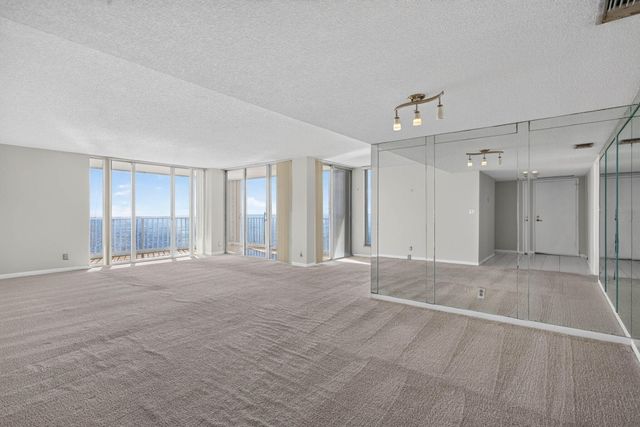 1010 S Ocean Boulevard 1601, Pompano Beach, FL 33062