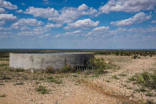 1,877 Acres Highway-67, Fort Stockton, TX 79735