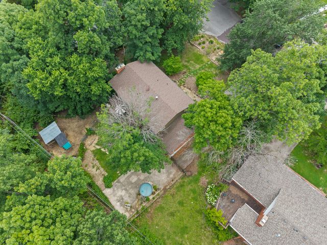608 W BRIARWOOD LN, Columbia, MO 65203