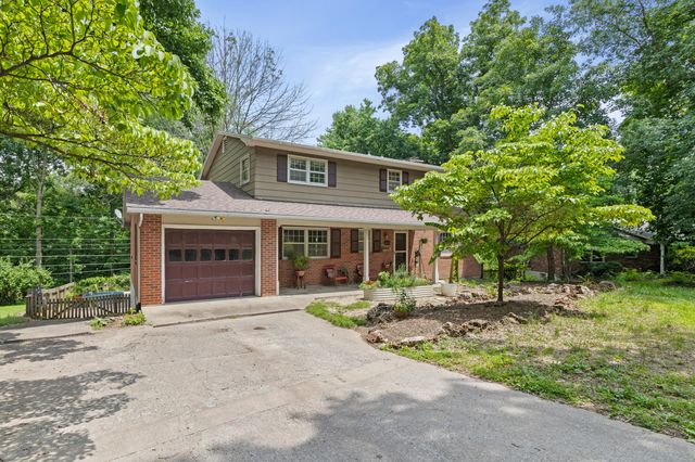 608 W BRIARWOOD LN, Columbia, MO 65203