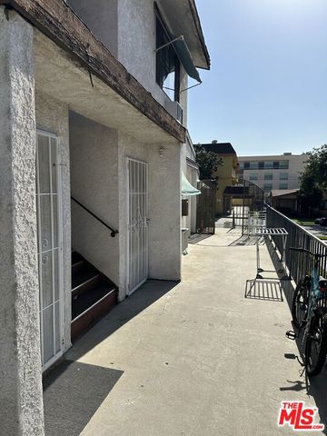 1001 Orange Grove Avenue, Glendale, CA 91205