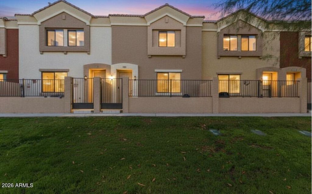 5225 E ENID Avenue 109, Mesa, AZ 85206