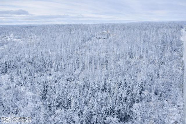 2466 S Johnsons Road, Wasilla, AK 99654