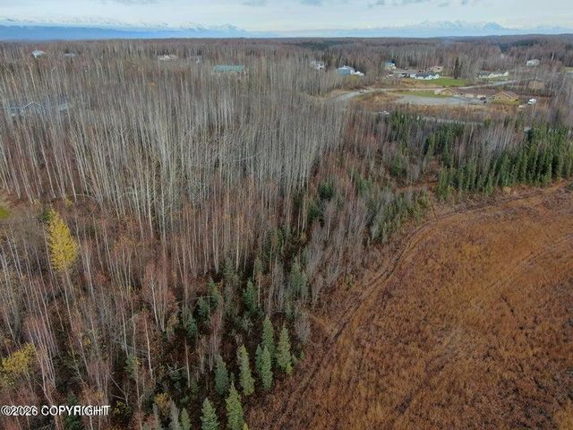 2466 S Johnsons Road, Wasilla, AK 99654