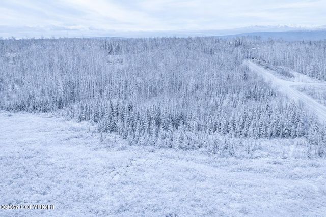 2466 S Johnsons Road, Wasilla, AK 99654