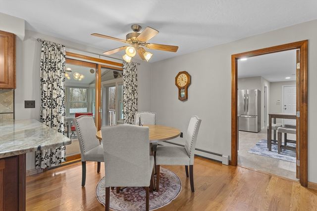 16 Flint Pond Rd, Worcester, MA 01604