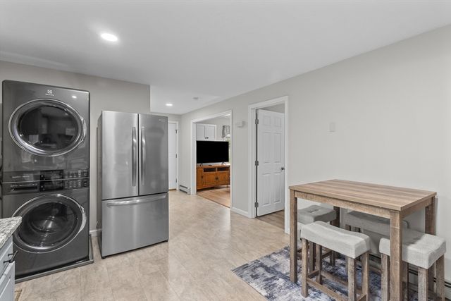 16 Flint Pond Rd, Worcester, MA 01604