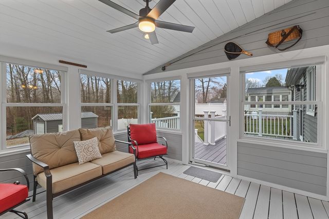 16 Flint Pond Rd, Worcester, MA 01604