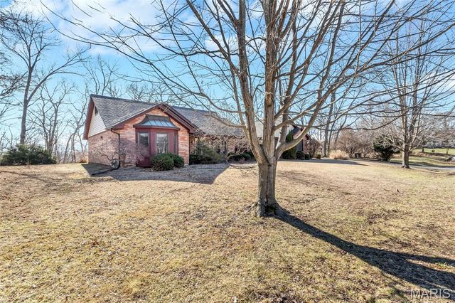 3439 Bluff View Drive, St Charles, MO 63303