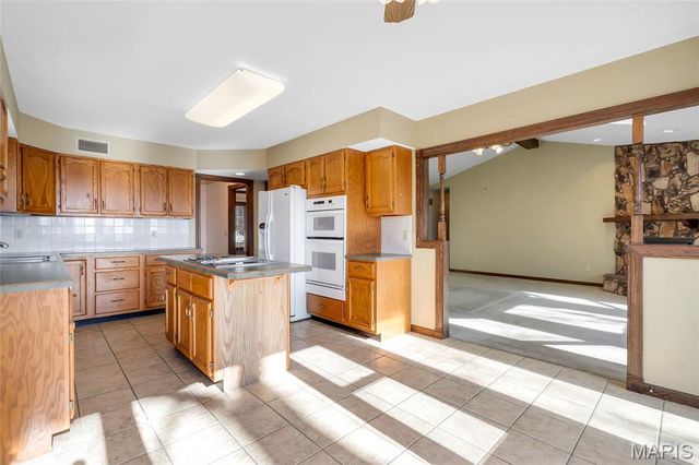 3439 Bluff View Drive, St Charles, MO 63303