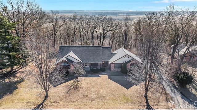 3439 Bluff View Drive, St Charles, MO 63303