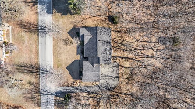 3439 Bluff View Drive, St Charles, MO 63303