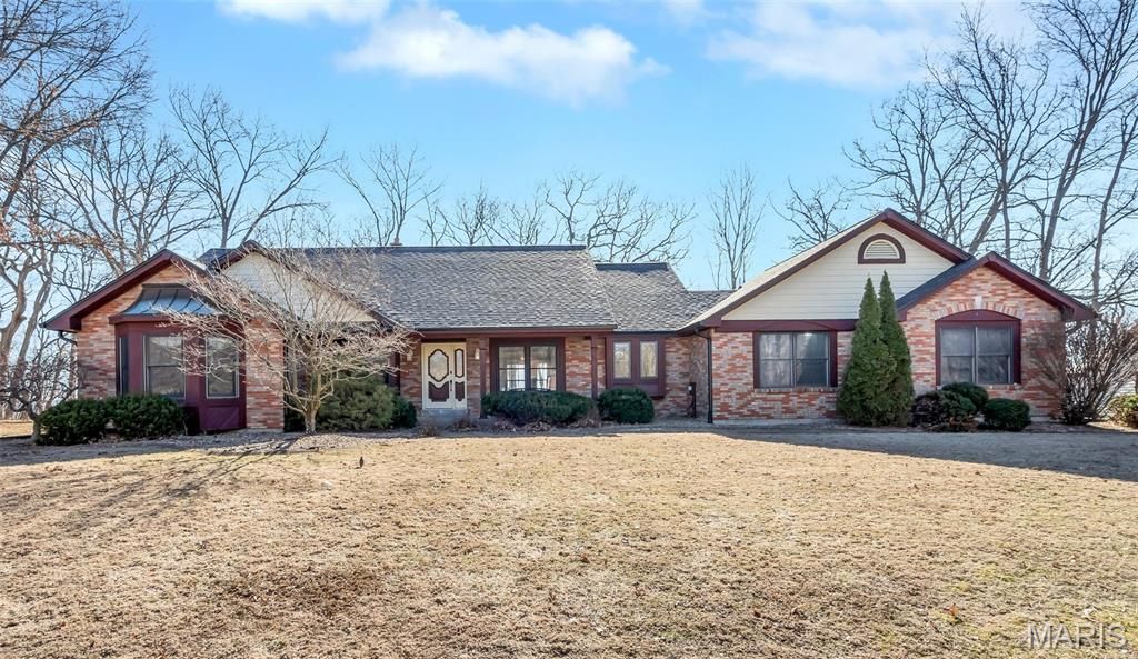 3439 Bluff View Drive, St Charles, MO 63303