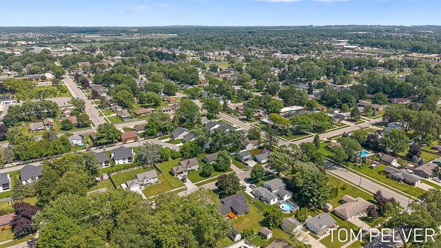 5659 Vandebunte Court 18, Hudsonville, MI 49426