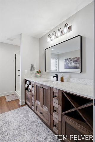 5659 Vandebunte Court 18, Hudsonville, MI 49426
