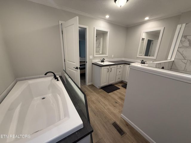 283 Farmers Hollow Rd, Clinton, TN 37716