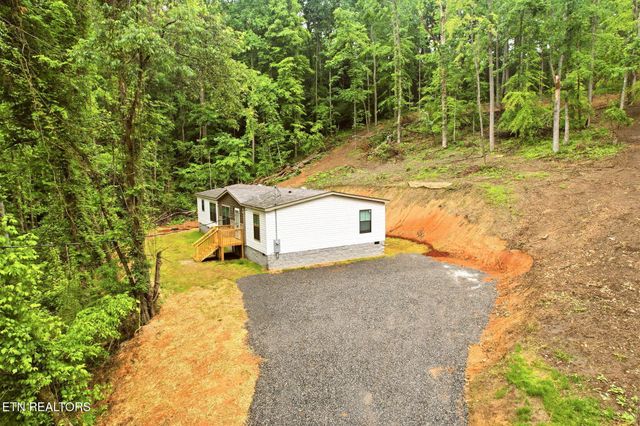 283 Farmers Hollow Rd, Clinton, TN 37716