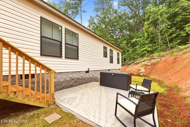 283 Farmers Hollow Rd, Clinton, TN 37716