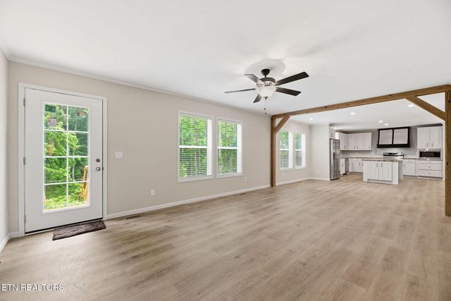 283 Farmers Hollow Rd, Clinton, TN 37716