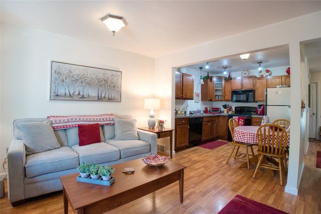 416-438 HILLCREST Drive, Edinboro, PA 16412