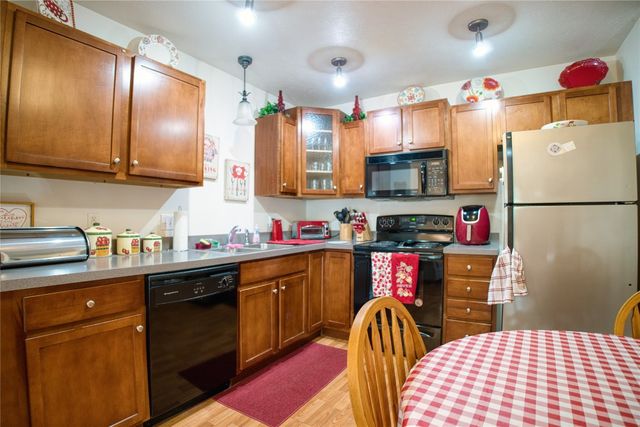 416-438 HILLCREST Drive, Edinboro, PA 16412