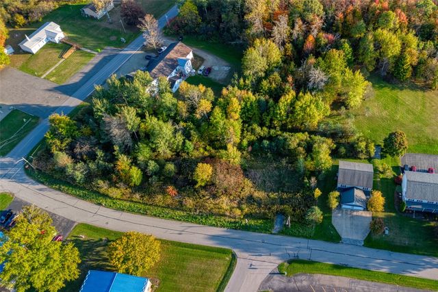 416-438 HILLCREST Drive, Edinboro, PA 16412