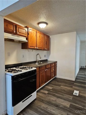 324-326 Jmaes Street, Utica, NY 13501