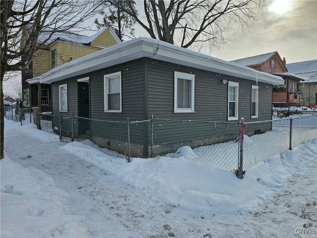 324-326 Jmaes Street, Utica, NY 13501