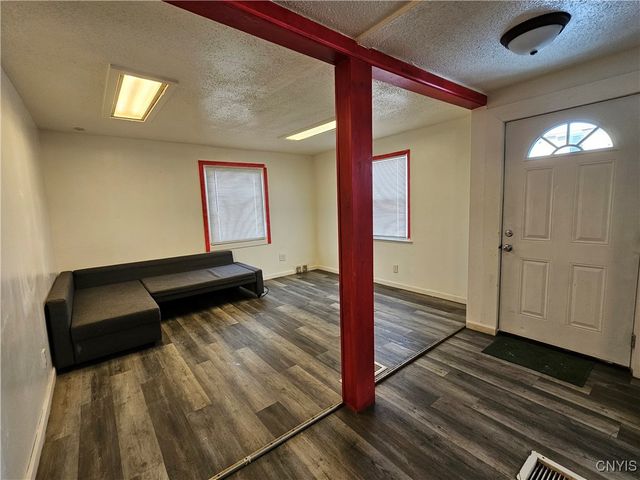 324-326 Jmaes Street, Utica, NY 13501