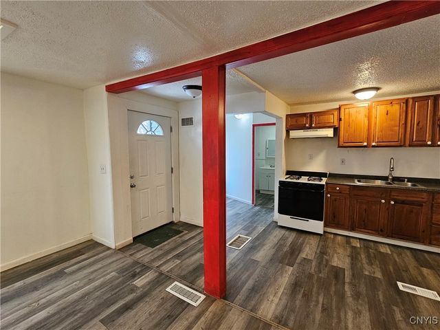 324-326 Jmaes Street, Utica, NY 13501