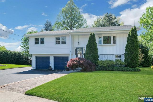 10 Ronald Terrace, Springfield, NJ 07081
