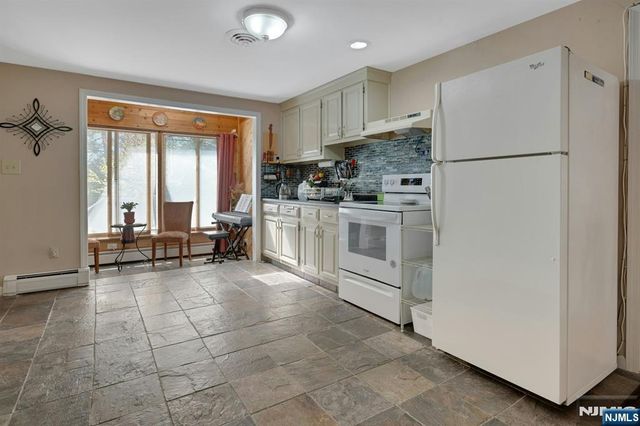 10 Ronald Terrace, Springfield, NJ 07081